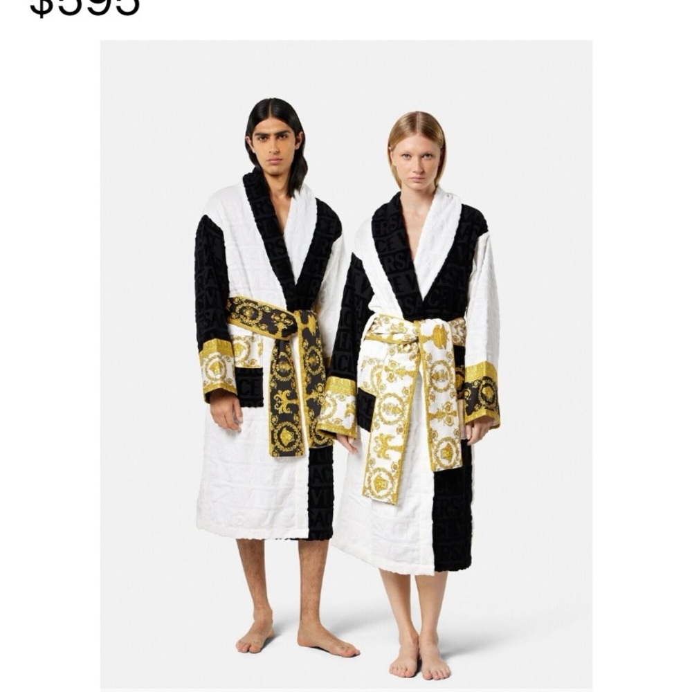 RARE Versace Half blk Half white Black & Gold Patterned Robe